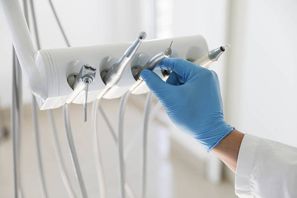 Professional Dental Crowns And Bridges technician working in Roseville, MN